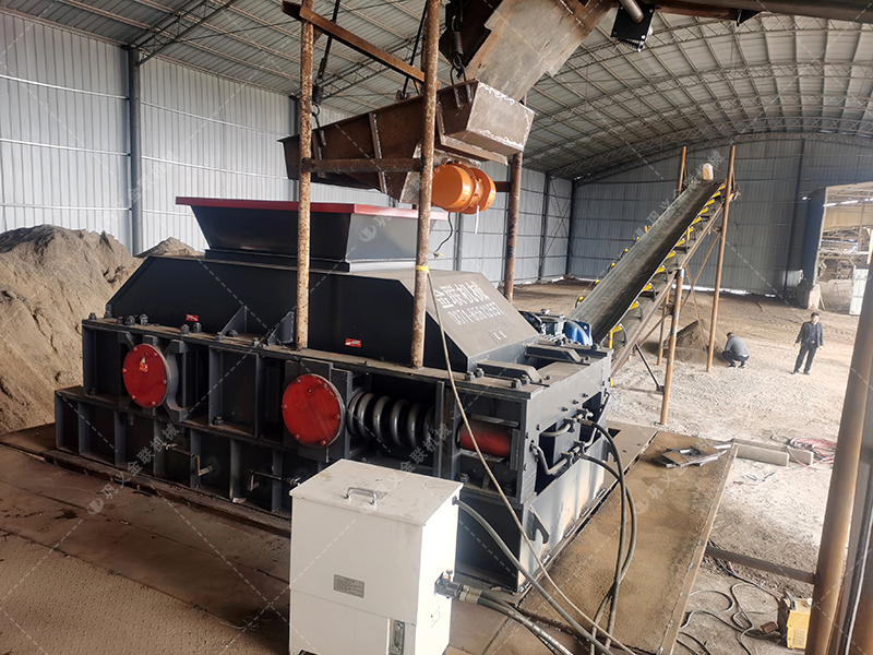 鵝卵石對輥破碎機介紹，為什么選擇金聯(lián)機械？