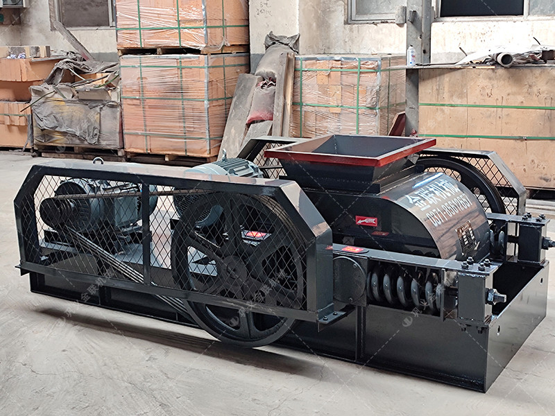 2pgc450*500雙齒輥破碎機(jī)圖片展示