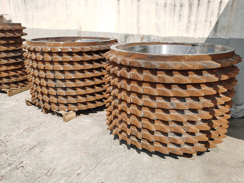 狼牙破碎機是什么設備？在哪些行業(yè)中有廣泛應用？